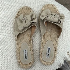 Tan Bow Sandals